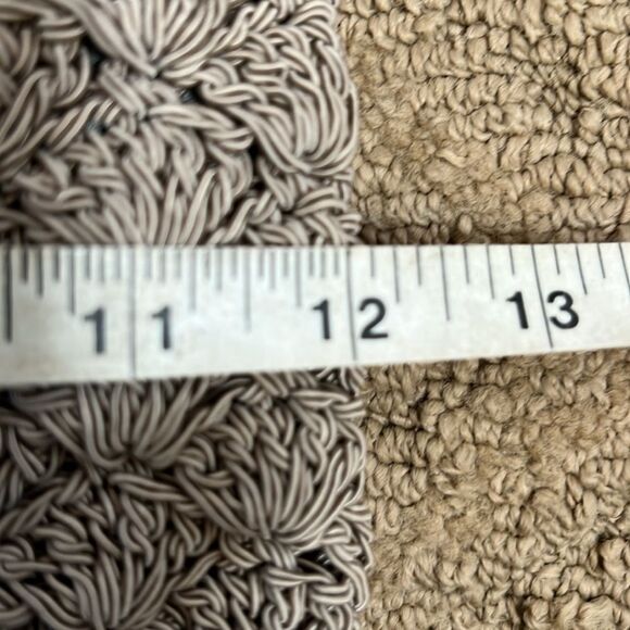 Crochet Works bag with acrylic shoulder strap. - Picture 8 of 10